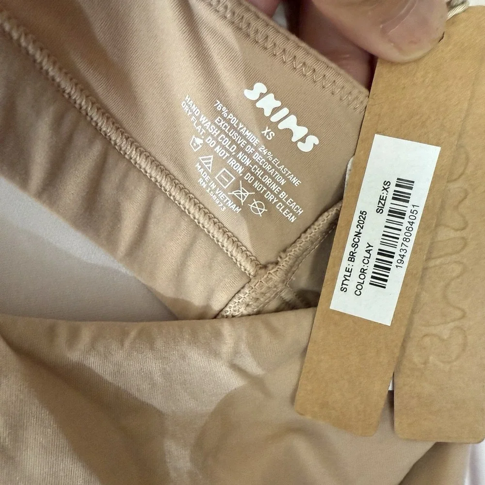 SKIMS Fits Everybody Scoop Neck Bralette Bra In Clay Wireless Size XS NWT